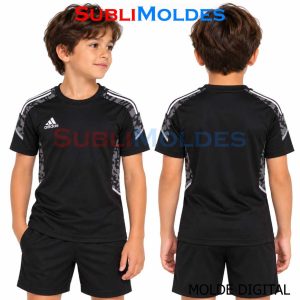 Manchester United Training T-Shirt Sewing Pattern